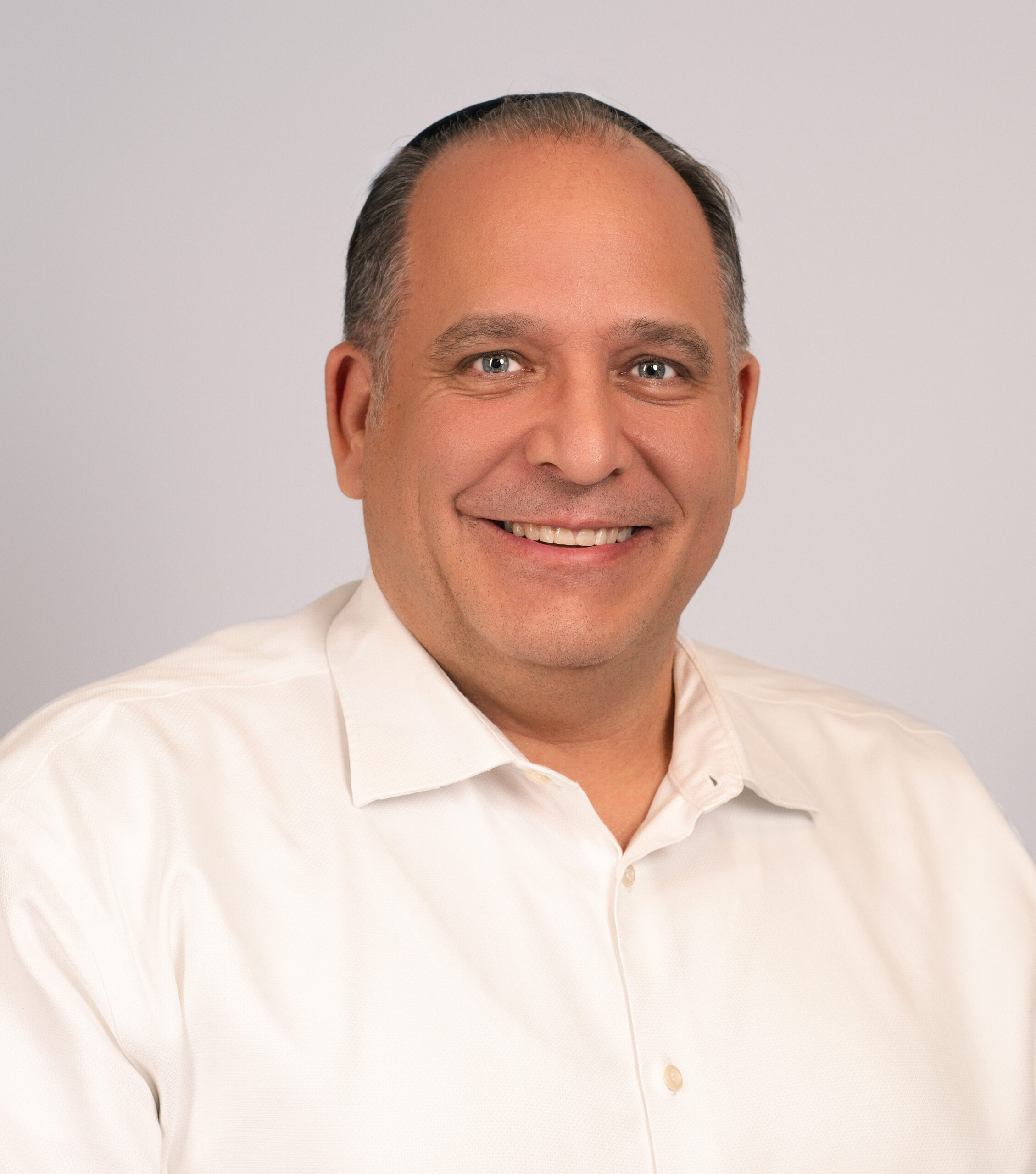https://bradcohen.ca/wp-content/uploads/2026/05/2025-11-04-170300-Brad-headshot-at-ActionCoachAlpha-launch-001-scaled.jpg